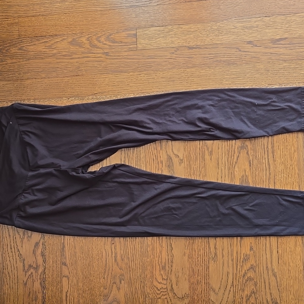 No Boundaries Junior black ankle leggings polyester spandex size L (11 to 13)